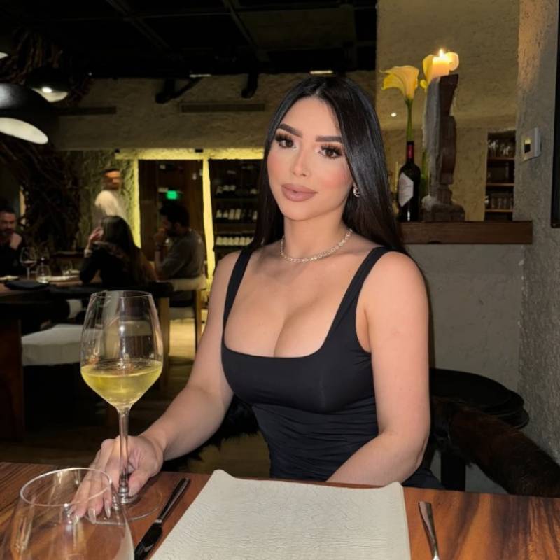 mialavender9 dating