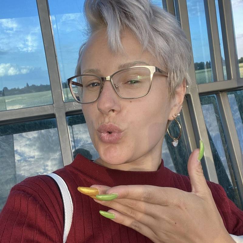 Carol70712 dating
