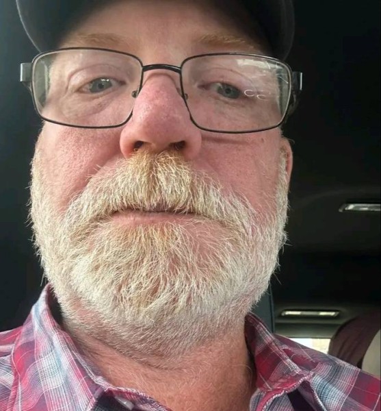 JamesClifford96923 dating