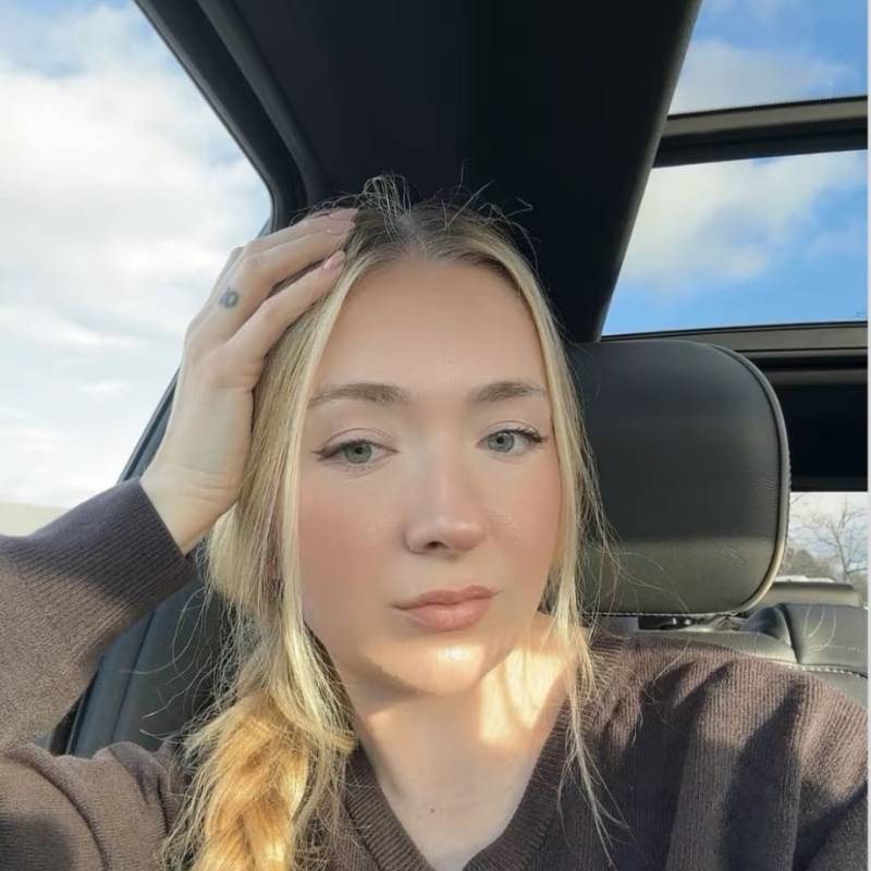 Amelia67555 dating